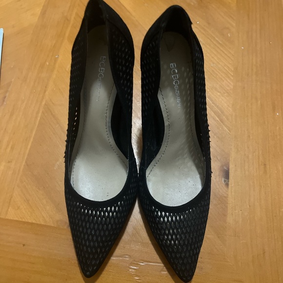 Heels - Picture 3 of 3